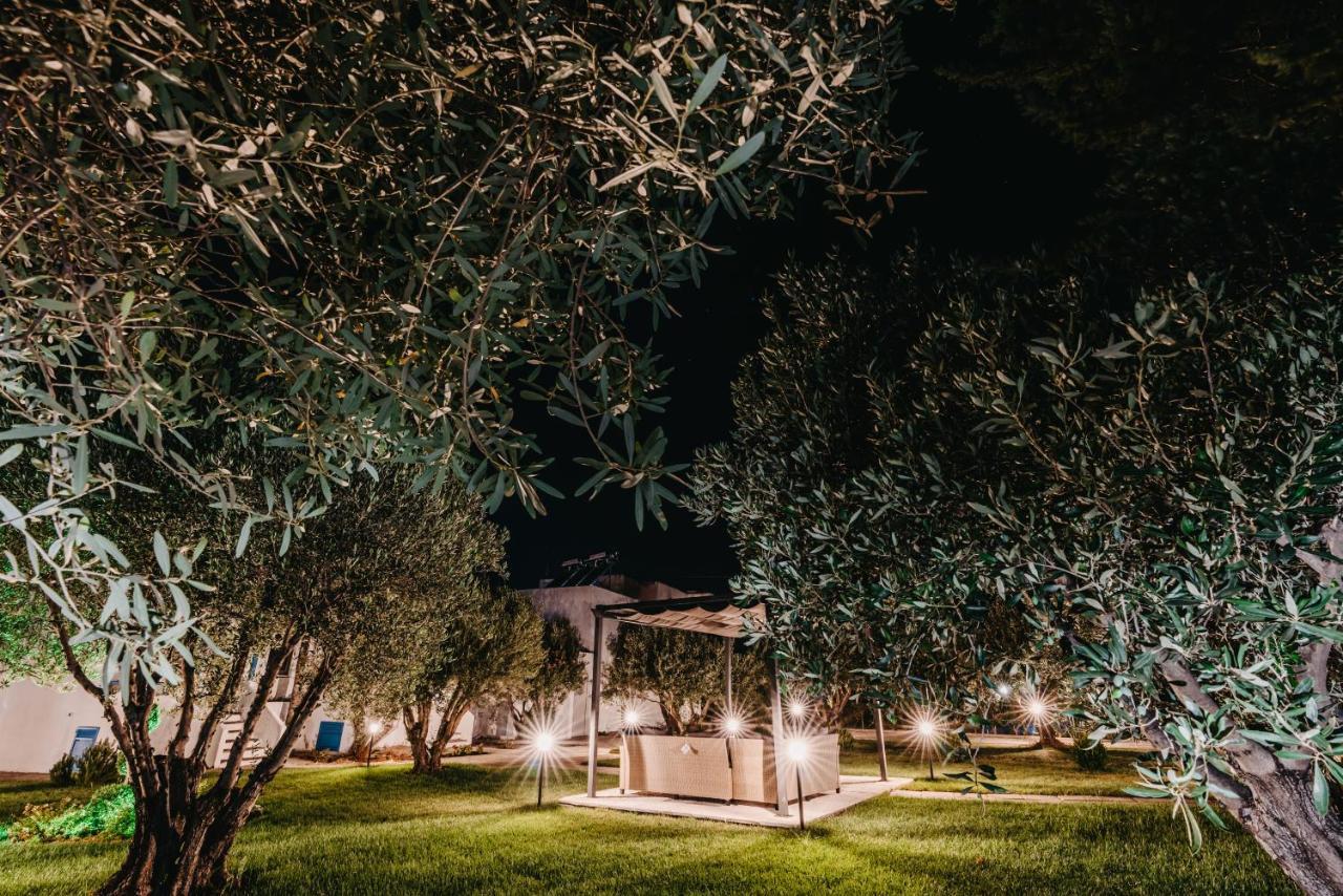 Cyclades Luxury Studios Неа-Потидеа Экстерьер фото