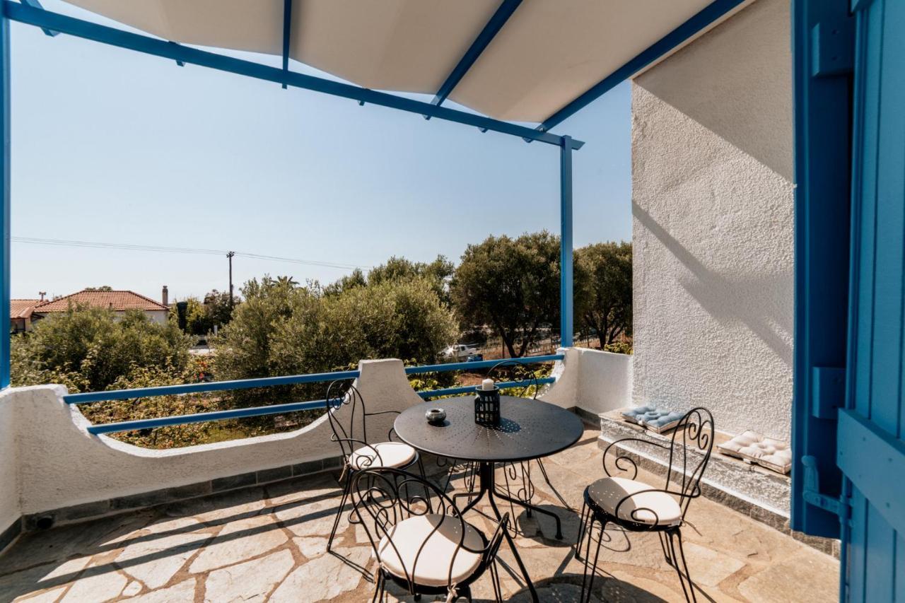 Cyclades Luxury Studios Неа-Потидеа Экстерьер фото