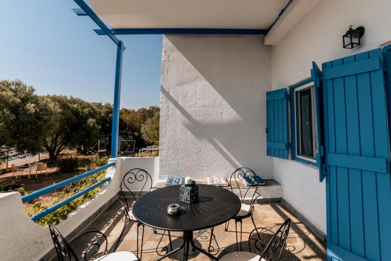 Cyclades Luxury Studios Неа-Потидеа Экстерьер фото