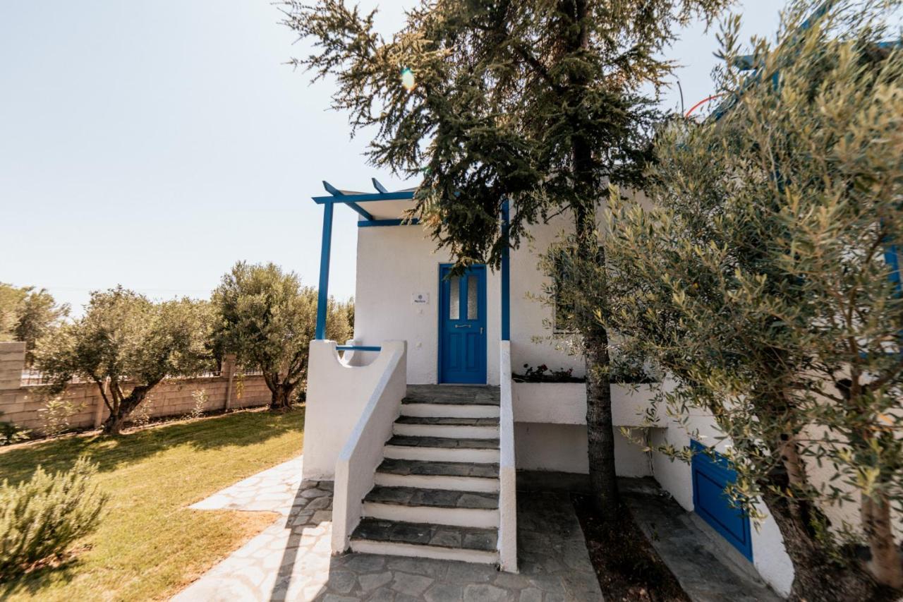 Cyclades Luxury Studios Неа-Потидеа Экстерьер фото