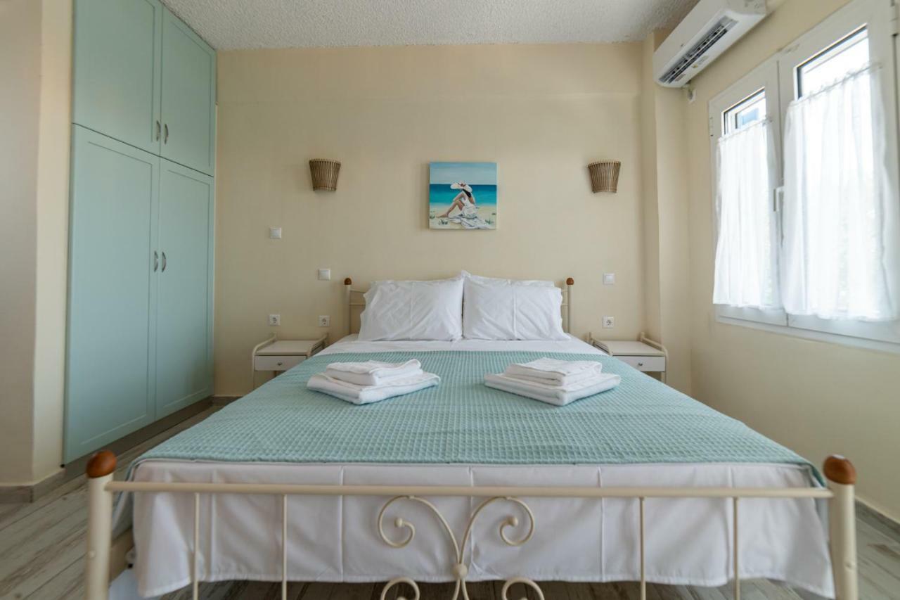 Cyclades Luxury Studios Неа-Потидеа Экстерьер фото