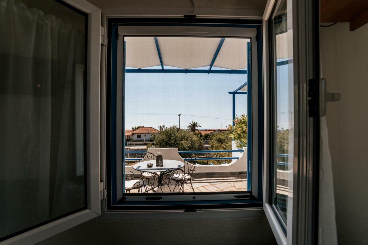Cyclades Luxury Studios Неа-Потидеа Экстерьер фото