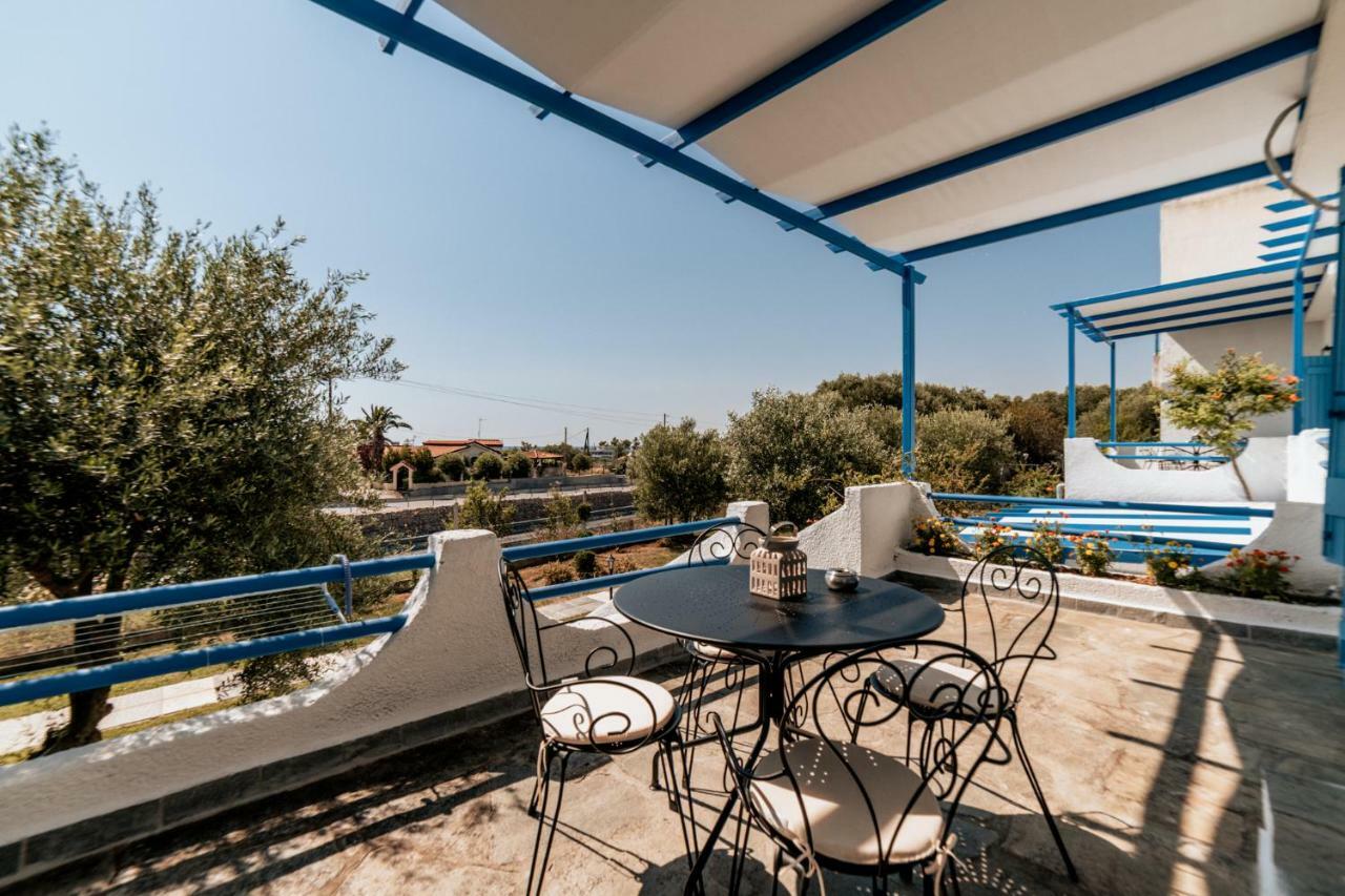 Cyclades Luxury Studios Неа-Потидеа Экстерьер фото