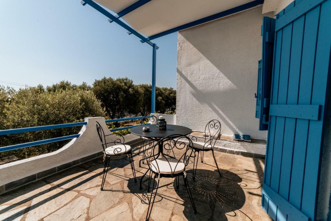 Cyclades Luxury Studios Неа-Потидеа Экстерьер фото