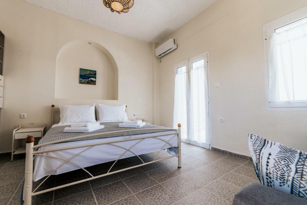 Cyclades Luxury Studios Неа-Потидеа Экстерьер фото