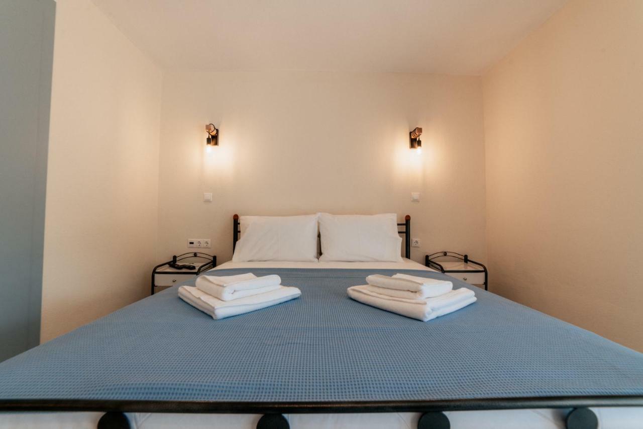 Cyclades Luxury Studios Неа-Потидеа Экстерьер фото