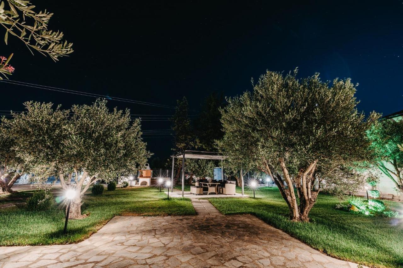 Cyclades Luxury Studios Неа-Потидеа Экстерьер фото